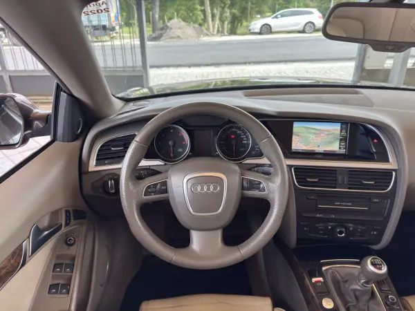 Audi A5 Cabrio 2011 - 14950 EUR, 274529 km - AUTO.MOTO.pt - 274529km - foto 19 de 37