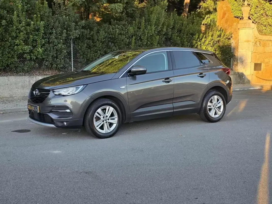 Opel Grandland X 2020 - 15499 EUR, 108544 km - 108544km - foto 4 de 34