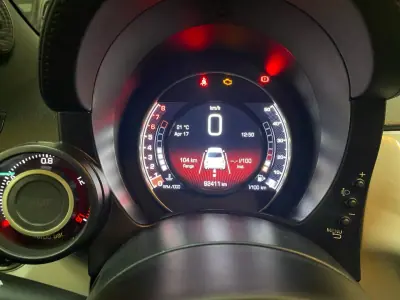 Abarth 595 2018 - 18800 EUR, 92411 km - AUTO.MOTO.pt - 92411km - foto 12 de 20