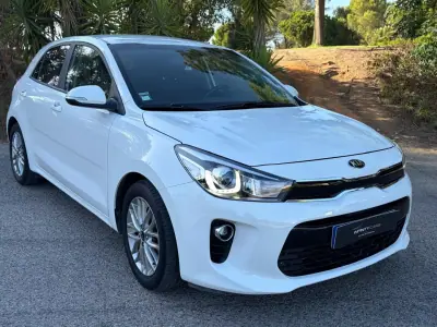 Kia Rio 2020 - 12999 EUR, 40000 km - 40000km - foto 2 de 11