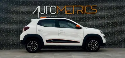 Dacia Spring 2022 - 13650 EUR, 62000 km - AUTO.MOTO.pt - 62000km - foto 6 de 17