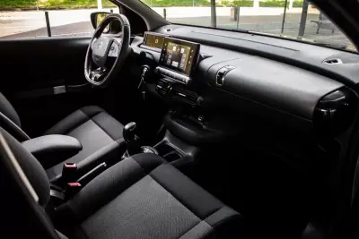 Citroën C4 Cactus 2016 - 10550 EUR, 98640 km - AUTO.MOTO.pt - 98640km - foto 24 de 42