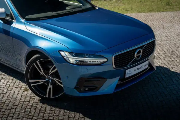 Volvo V90 2018 - 21990 EUR, 184000 km - AUTO.MOTO.pt - 184000km - foto 23 de 38