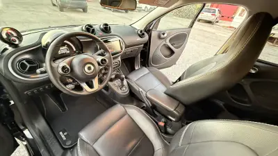 Smart ForFour 2019 - 14900 EUR, 32900 km - 32900km - foto 50 de 66