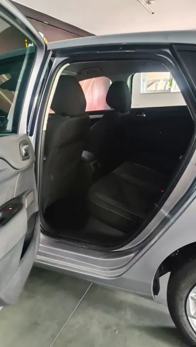 Citroën C4 2016 - 8900 EUR, 139900 km - AUTO.MOTO.pt - 139900km - foto 14 de 16