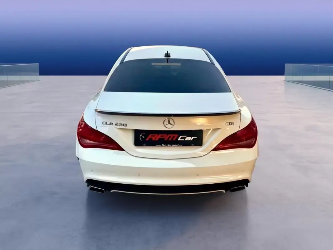 Mercedes-Benz CLA 220 2014 - 18999 EUR, 180000 km - 180000km - foto 12 de 19