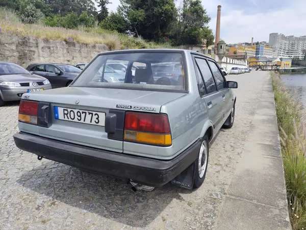 Toyota Corolla 1986 - 2700 EUR, 149000 km - 149000km - foto 12 de 14