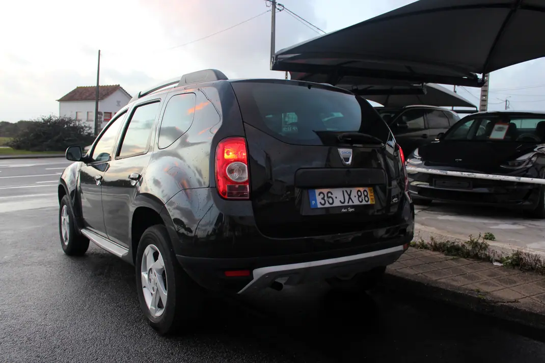 Dacia Duster 2010 - 6250 EUR, 155000 km - AUTO.MOTO.pt - 155000km - foto 23 de 24