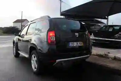 Dacia Duster 2010 - 6250 EUR, 155000 km - AUTO.MOTO.pt - 155000km - foto 23 de 24