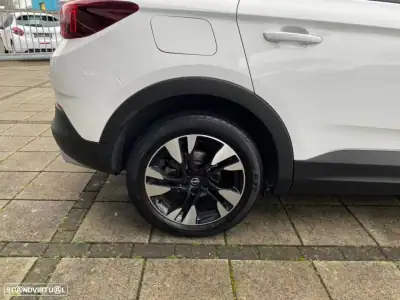 Opel Grandland X 2019 - 21750 EUR, 156000 km - AUTO.MOTO.pt - 156000km - foto 10 de 26