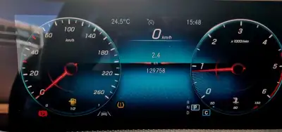 Mercedes-Benz A 180 2019 - 24500 EUR, 129000 km - AUTO.MOTO.pt - 129000km - foto 10 de 20