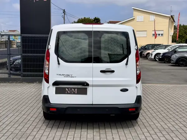 Ford Transit Connect 2019 - 12500 EUR, 110000 km - AUTO.MOTO.pt - 110000km - foto 4 de 24