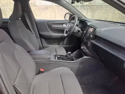 Volvo XC 40 2023 - 26500 EUR, 135000 km - 135000km - foto 11 de 12
