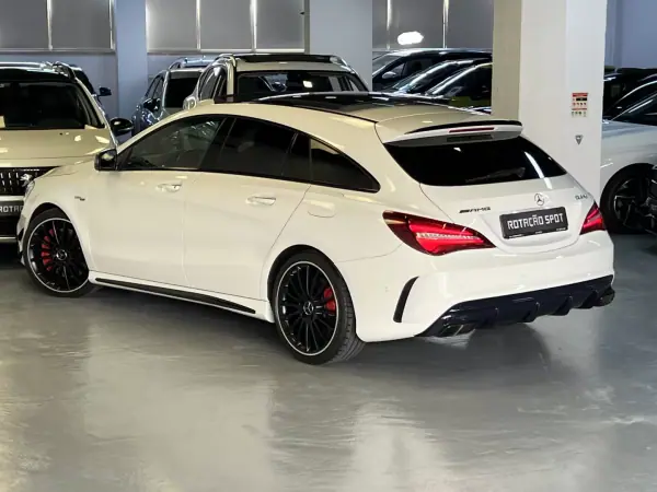Mercedes-Benz CLA 45 AMG 2019 - 39990 EUR, 95000 km - AUTO.MOTO.pt - 95000km - foto 19 de 57