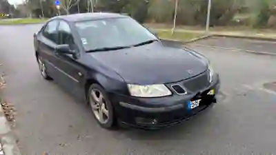 Saab 9-3 Cabriolet 2003 - 2800 EUR, 450000 km - AUTO.MOTO.pt - 450000km - foto 2 de 4