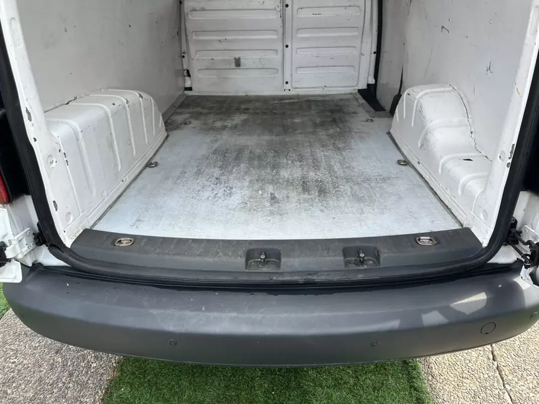 VW Caddy 2012 - 7900 EUR, 450000 km - 450000km - foto 45 de 45