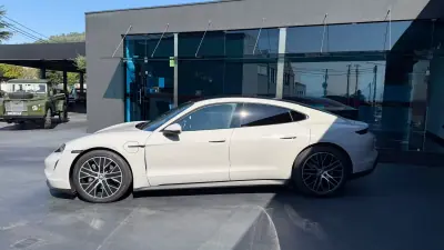 Porsche Taycan 2021 - 54900 EUR, 136000 km - 136000km - foto 5 de 15