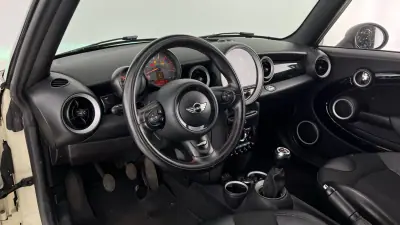MINI 1000 2015 - 14999 EUR, 103021 km - AUTO.MOTO.pt - 103021km - foto 7 de 12