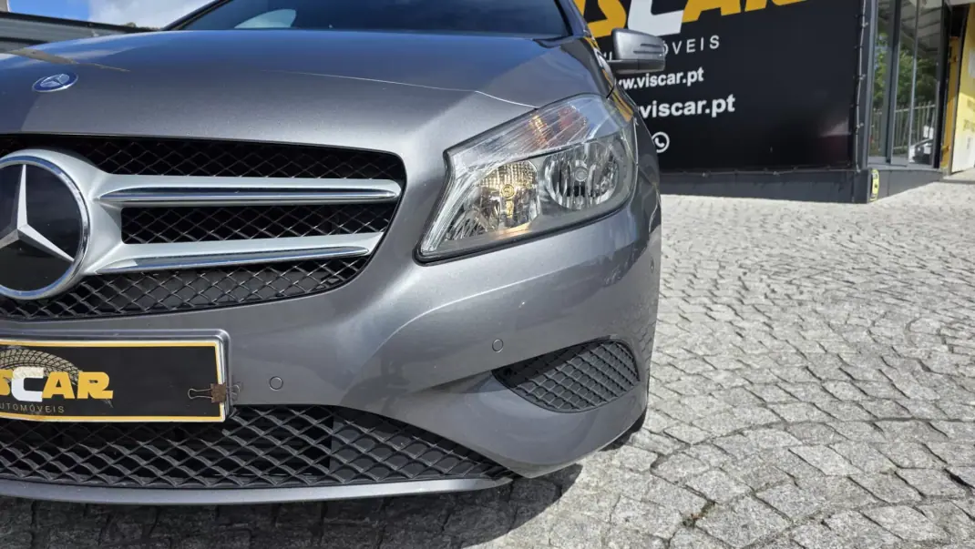 Mercedes-Benz A 180 2014 - 14990 EUR, 149000 km - AUTO.MOTO.pt - 149000km - foto 12 de 29