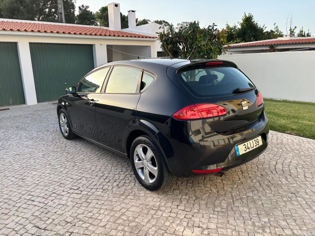 SEAT Leon 2008 - 6800 EUR, 179650 km - 179650km - foto 6 de 14