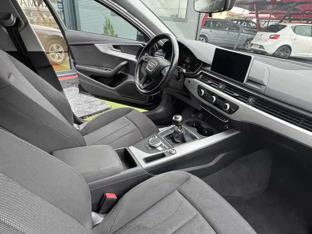 Audi A4 Avant 2016 - 20500 EUR, 130000 km - AUTO.MOTO.pt - 130000km - foto 6 de 16
