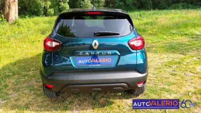 Renault Captur 2019 - 13950 EUR, 61525 km - AUTO.MOTO.pt - 61525km - foto 4 de 30