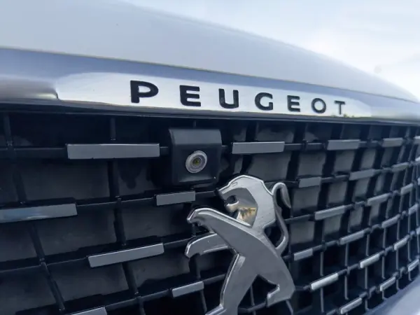 Peugeot 3008 2017 — photo 3 of 52