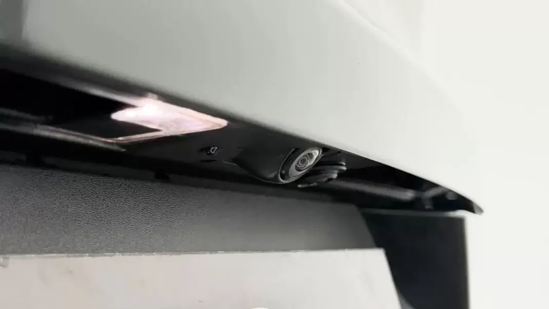 Volvo XC 40 2018 - 24990 EUR, 65080 km - 65080km - foto 15 de 30