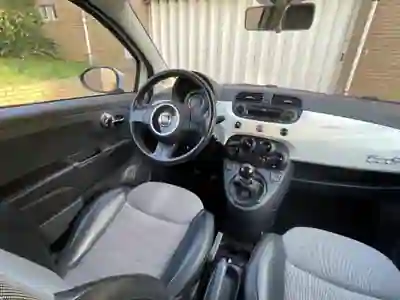 Fiat 500C 2013 - 6990 EUR, 102000 km - AUTO.MOTO.pt - 102000km - foto 11 de 15