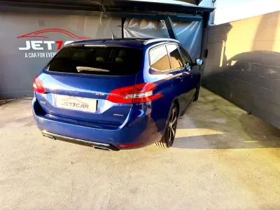 Peugeot 308 SW 2015 - 12990 EUR, 256609 km - AUTO.MOTO.pt - 256609km - foto 5 de 16