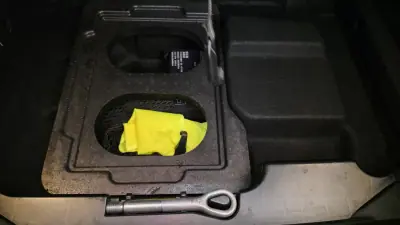 Mercedes-Benz CLS 400 2019 - 44500 EUR, 165703 km - AUTO.MOTO.pt - 165703km - foto 26 de 73