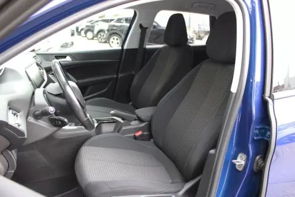 Peugeot 308 SW 2019 - 11990 EUR, 159000 km - AUTO.MOTO.pt - 159000km - foto 23 de 33