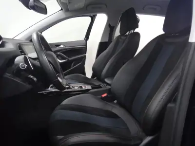Peugeot 308 2019 - 14900 EUR, 50000 km - AUTO.MOTO.pt - 50000km - foto 38 de 51