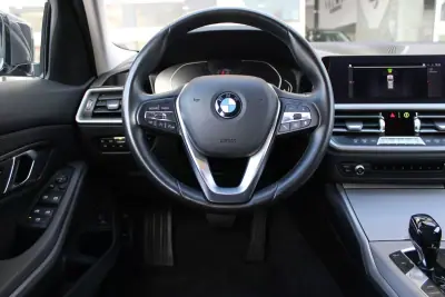 BMW 320 2020 - 27900 EUR, 126761 km - AUTO.MOTO.pt - 126761km - foto 12 de 22