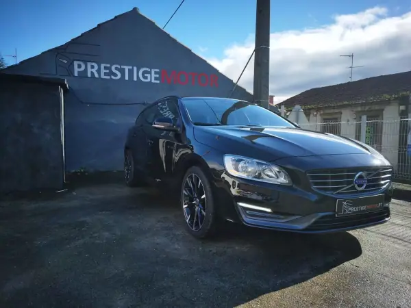 Volvo V60 2014 - 12900 EUR, 172000 km - AUTO.MOTO.pt - 172000km - foto 3 de 24