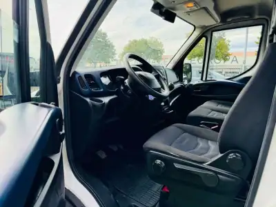 Iveco Daily IS35CC2AA S 2019 - 23500 EUR, 190000 km - AUTO.MOTO.pt - 190000km - foto 12 de 23