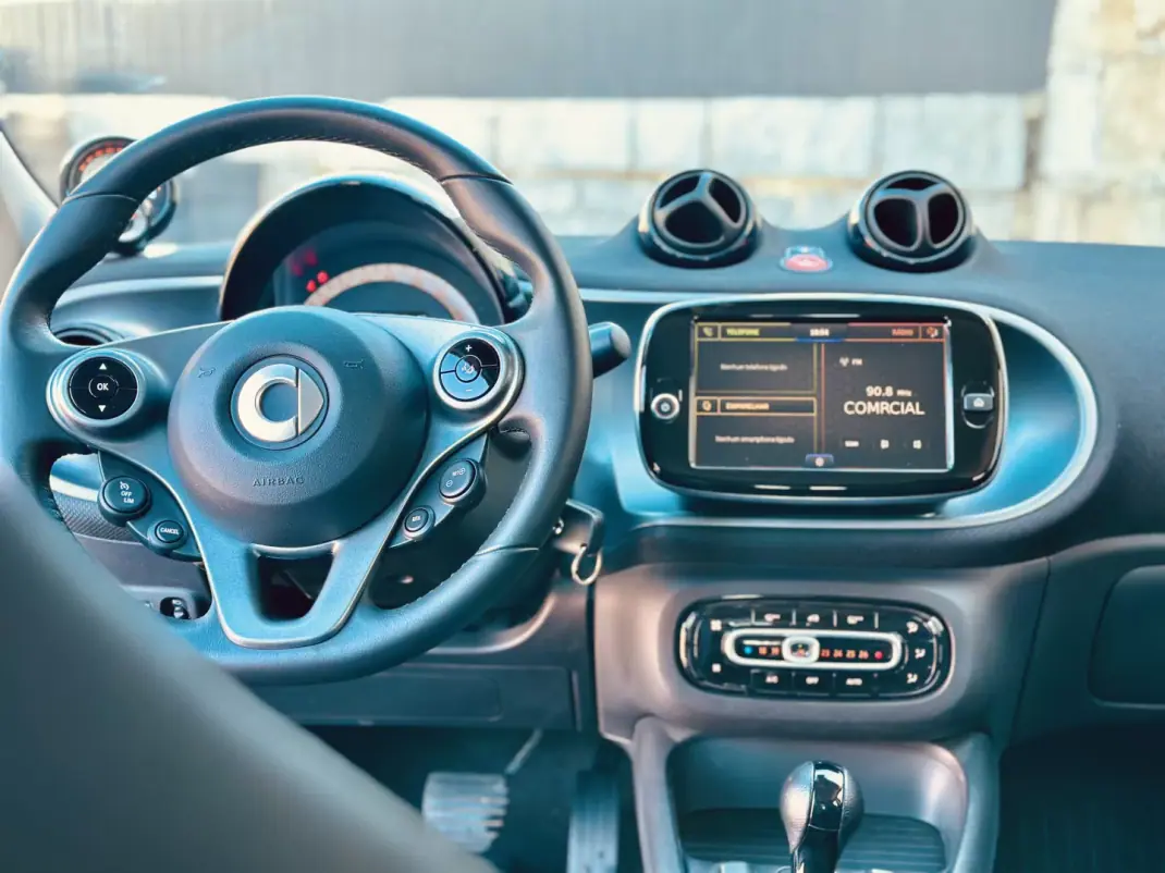 Smart ForFour 2021 - 13900 EUR, 16000 km - AUTO.MOTO.pt - 16000km - foto 8 de 22