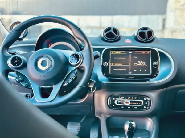 Smart ForFour 2021 - 13900 EUR, 16000 km - AUTO.MOTO.pt - 16000km - foto 8 de 22