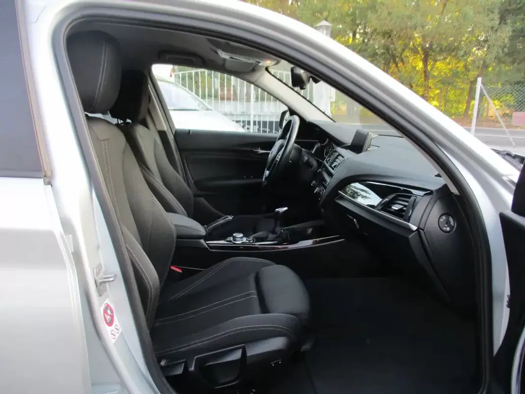 BMW 116 2017 - 14990 EUR, 140000 km - 140000km - foto 19 de 24