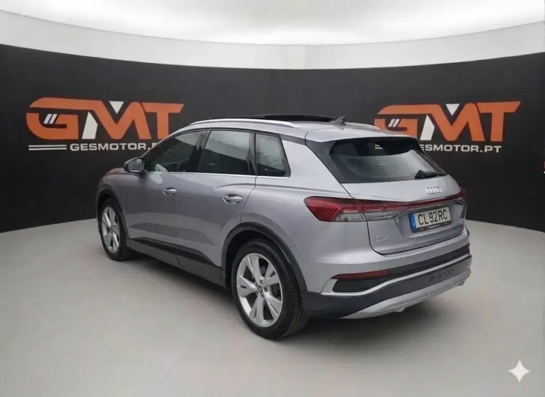 Audi Q4 e-tron 2025 - 45900 EUR, 14896 km - 14896km - foto 2 de 29