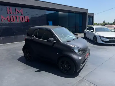 Smart ForTwo Coupé 2018 - 10500 EUR, 52000 km - AUTO.MOTO.pt - 52000km - foto 3 de 7
