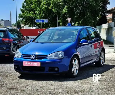Volkswagen Golf 2006 - 5900 EUR, 308000 km - AUTO.MOTO.pt - 308000km - foto 1 de 24