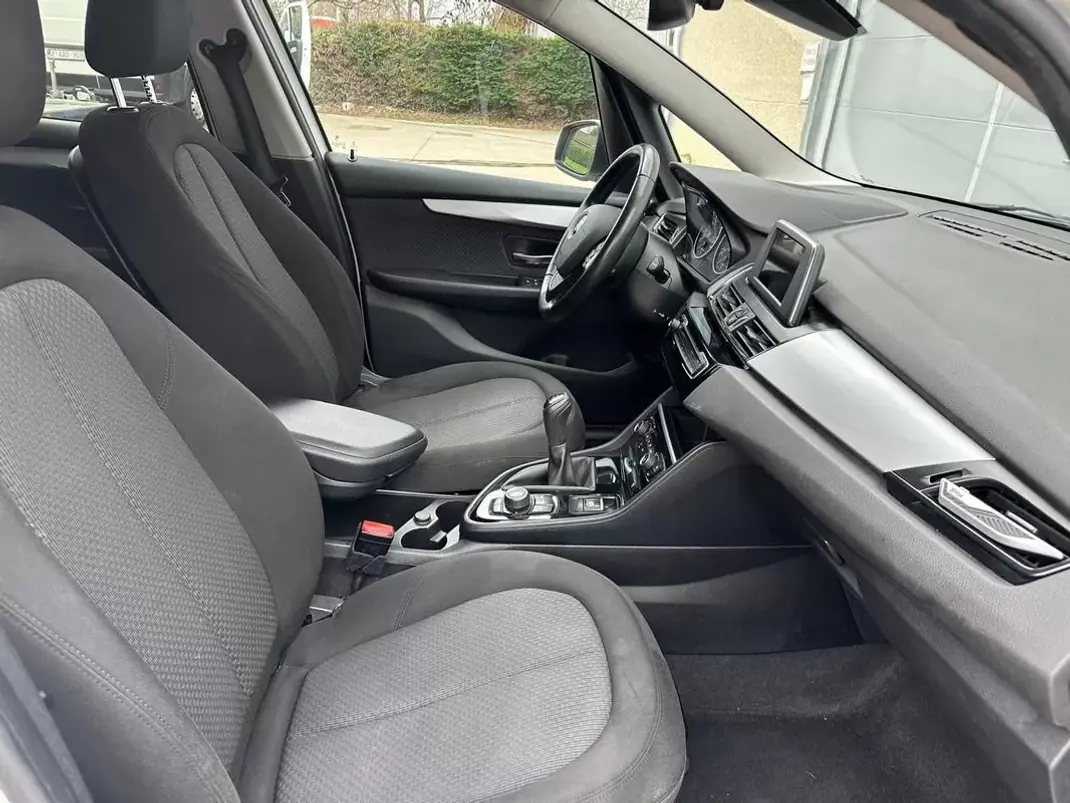 BMW 216 Gran Tourer 2016 - 12790 EUR, 231095 km - AUTO.MOTO.pt - 231095km - foto 8 de 14