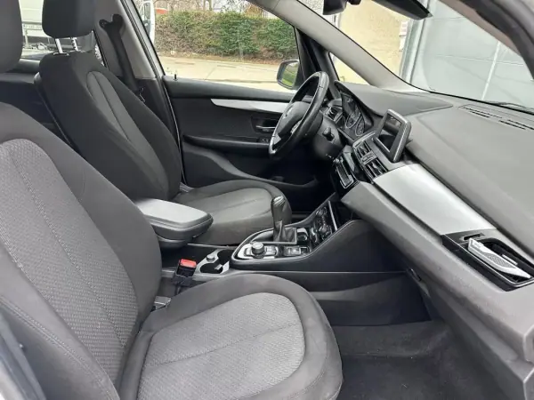 BMW 216 Gran Tourer 2016 - 12790 EUR, 231095 km - AUTO.MOTO.pt - 231095km - foto 8 de 14