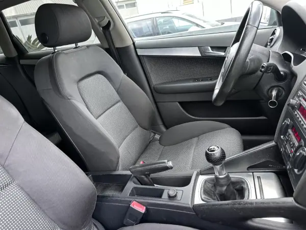 Audi A3 Sportback 2007 - 5900 EUR, 350000 km - AUTO.MOTO.pt - 350000km - foto 45 de 49