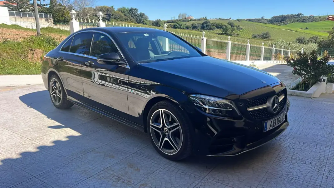 Mercedes-Benz C 300 2020 - 22480 EUR, 190000 km - AUTO.MOTO.pt - 190000km - foto 1 de 12