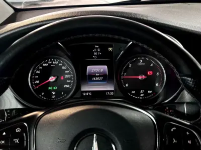Mercedes-Benz V 250 2018 - 46900 EUR, 143027 km - AUTO.MOTO.pt - 143027km - foto 29 de 37