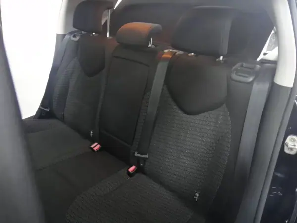 Peugeot 308 2012 - 7250 EUR, 172520 km - AUTO.MOTO.pt - 172520km - foto 40 de 50