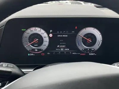 Kia Niro EV 2022 - 25850 EUR, 52642 km - AUTO.MOTO.pt - 52642km - foto 27 de 44