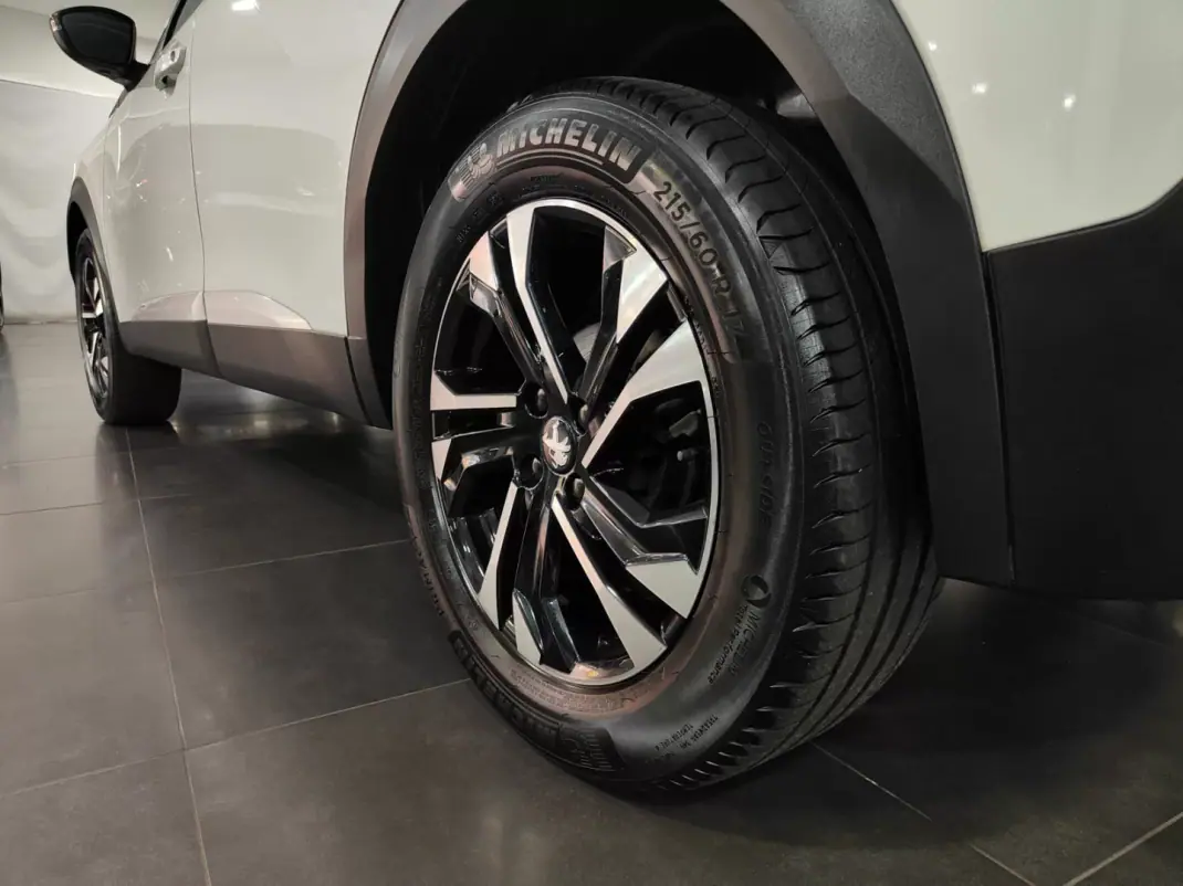 Peugeot 2008 2020 - 17500 EUR, 79000 km - AUTO.MOTO.pt - 79000km - foto 28 de 30